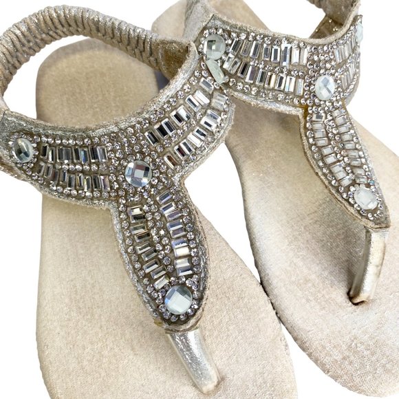 LUCITA Toddler Girl's Thong Sandals with Rhinestones - Picture 3 of 12